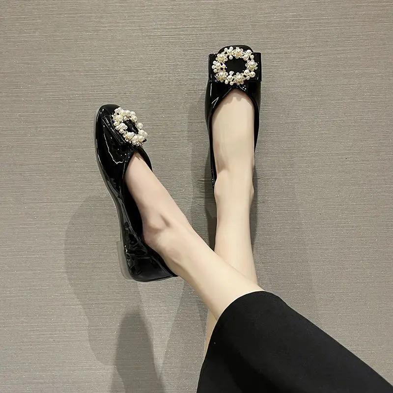 Fashion Woman Flats Slip-on Pearl Square Toe Shoes for Women Non Y2k Quick Delivery Summer 2025 Chic Point Elegant Dress Vacation Trend