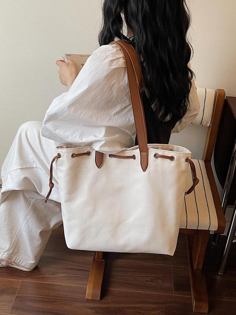 Große Damen-Canvas-Tragetasche mit breitem Leder-Schultergurt