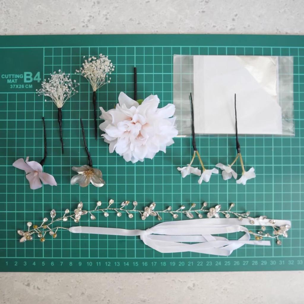 [Lomeri] Lomeri Hair Headband with Dried Flowers - Perfect for Coming-of-Age Ceremony, Graduation Ceremony, Wedding, and Hakama (Japanese traditional