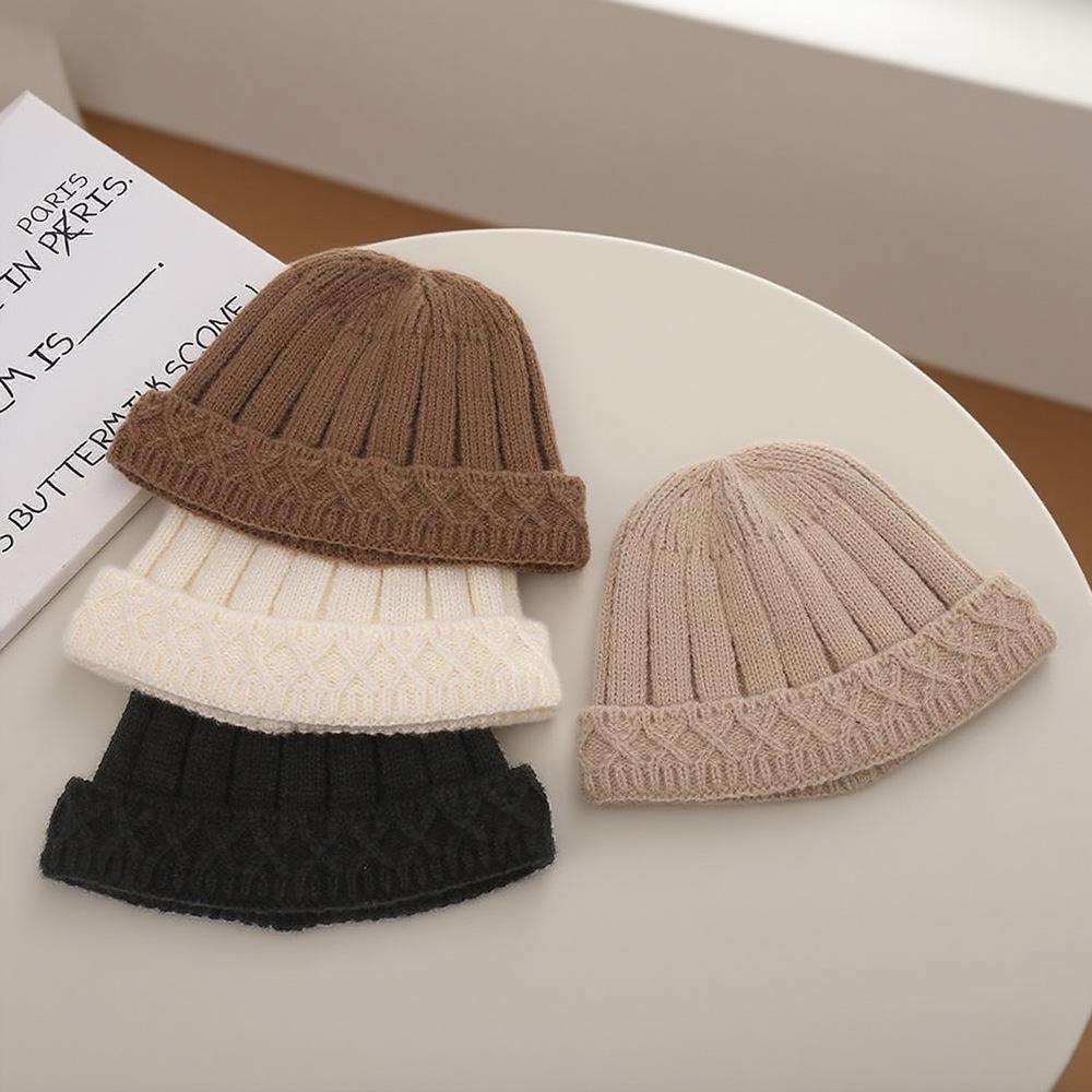 New fashionable autumn and winter thickened comfortable cold-resistant warm knitted hat outdoor green simple wear casual wool hat