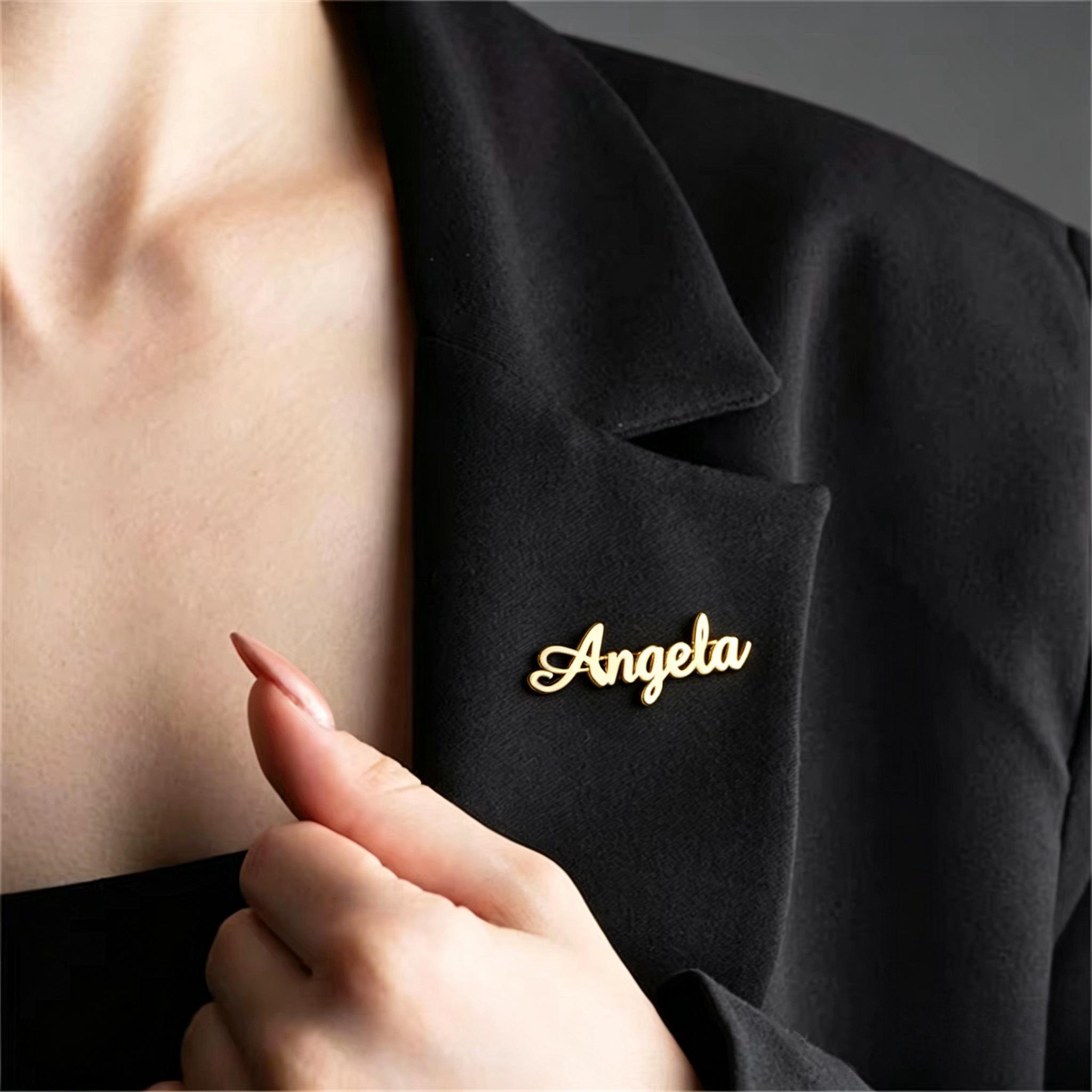 Custom Name Brooch Pin for Women Personalized Custom Made Design Name Tag Pins with Monogram Letters Badge Banquet Accessories