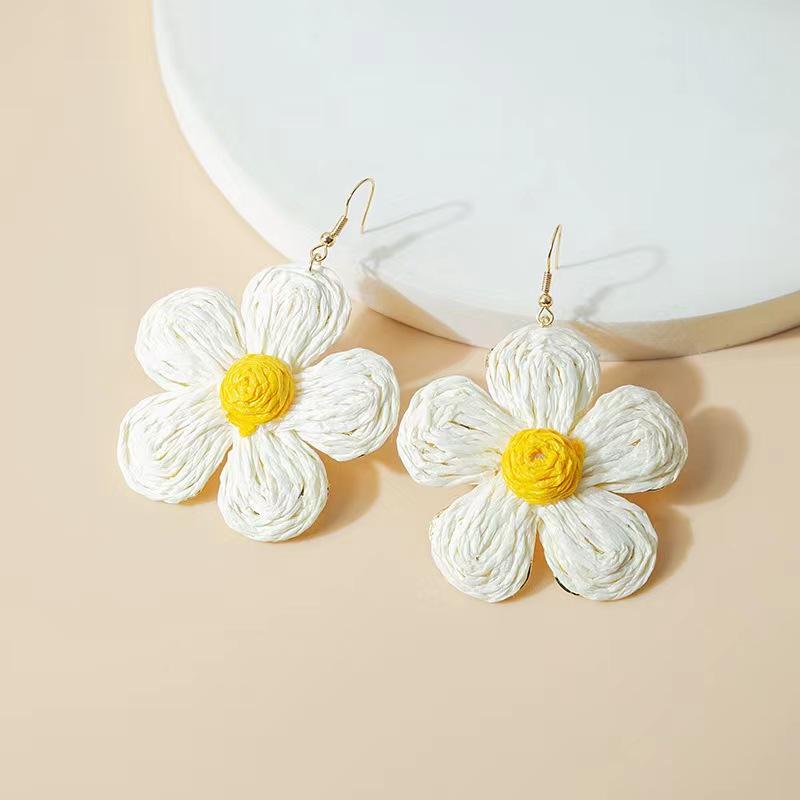 Sweet Wind Puff Flower Earrings Feminine Niche High-Quality Rattan Ear Hook Jewelry