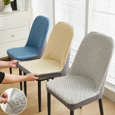 Textilien für Ess- & Wohnzimmer – Stuhlbezüge 