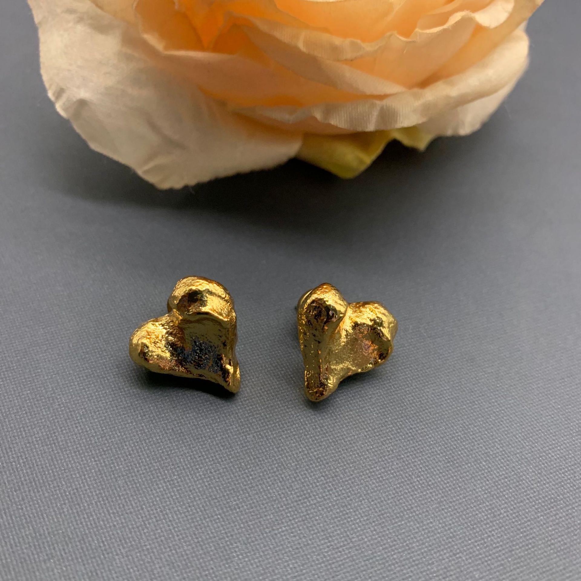 

Minimalist Vintage Versatile Stud Earrings for Students & Daily Wear