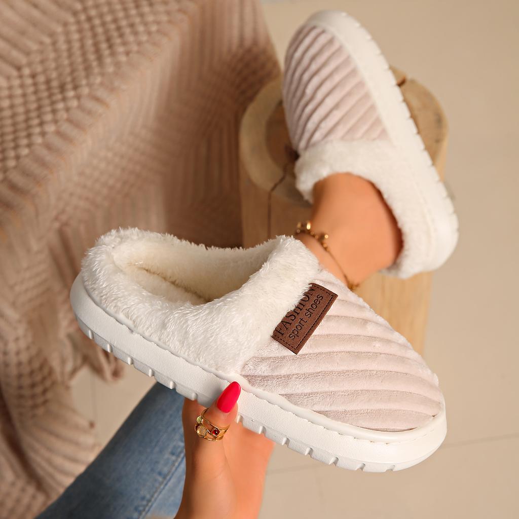 Fashion 2025 New Women Slippers Winter Fashion Plush Cozy Home Designer Shoes Women Slip On Anti-slip Lightweight Slippers Slides Women
