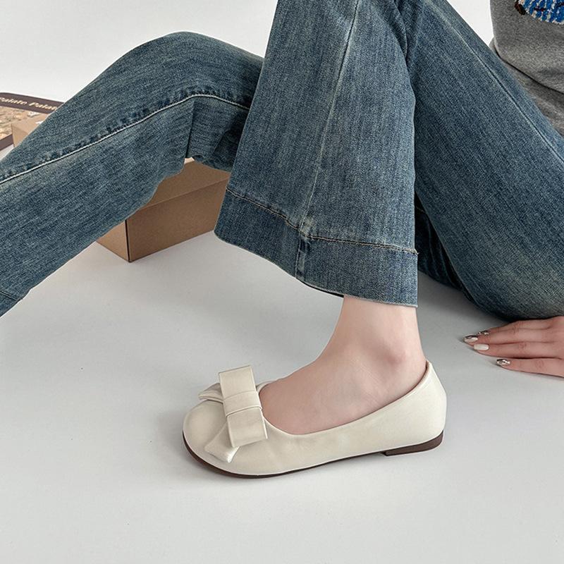 French classic gentle wind versatile round head single shoes women's 2025 summer new bow commuter single shoes ballet shoes