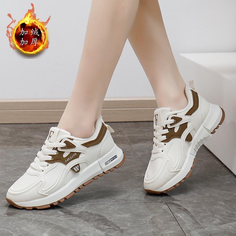

Winter velvet new versatile platform shoes children s little white shoes female students Korean version ins Harajuku sports board shoes 35