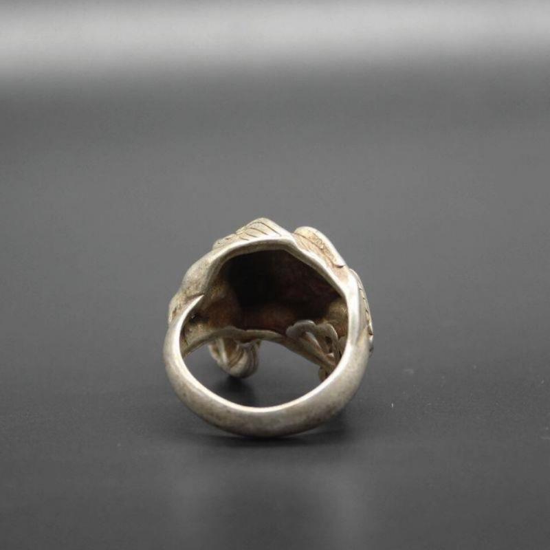 Chinese Tibet Silver Carving Dragon Statue Ring Old Decoration Gift Collection