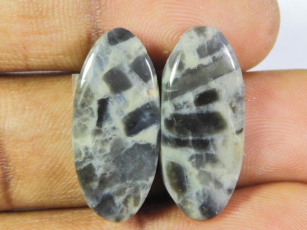 Přírodní puff jaspis párovaný hruškový kabošon volný drahokam 11X25X04 MM SK-270