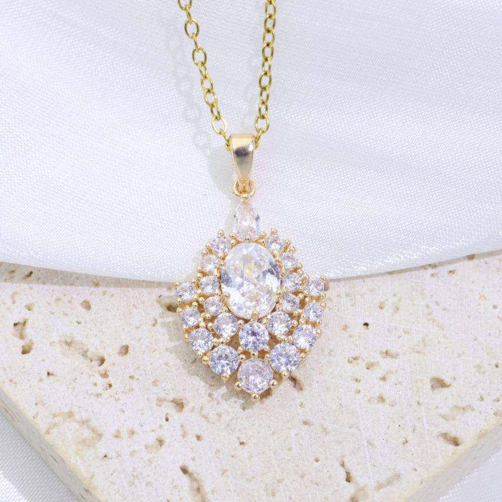 1 Piece Water Drop Shape Zirconia Pendant Necklaces for Women New Fashion Wedding Party Necklace Jewelry Accessories