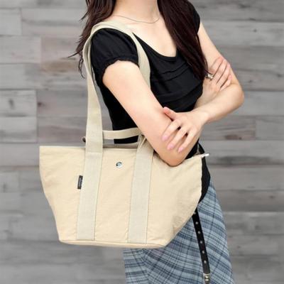 Damentaschen – Geräumige Taschen