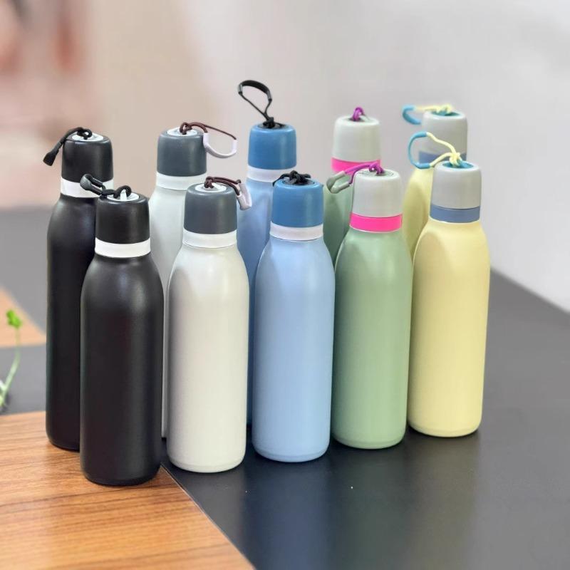 Large - Capacity Water Bottle: for Outdoor Activities & On - The - Go Hydration for Outdoor Enthusiasts & Active Lifestyles