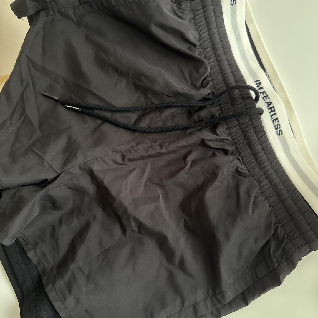 

[USED] LE SSERAFIM Double Layer Shorts, Size M
