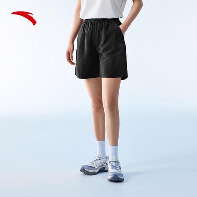 Hosen & Röcke – Shorts