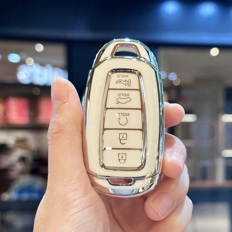 Premium Soft TPU Key Fob Cover with Keychain for Hyundai Palisade 2023 Elantra GT Santa Fe 5 Buttons Car Accessories