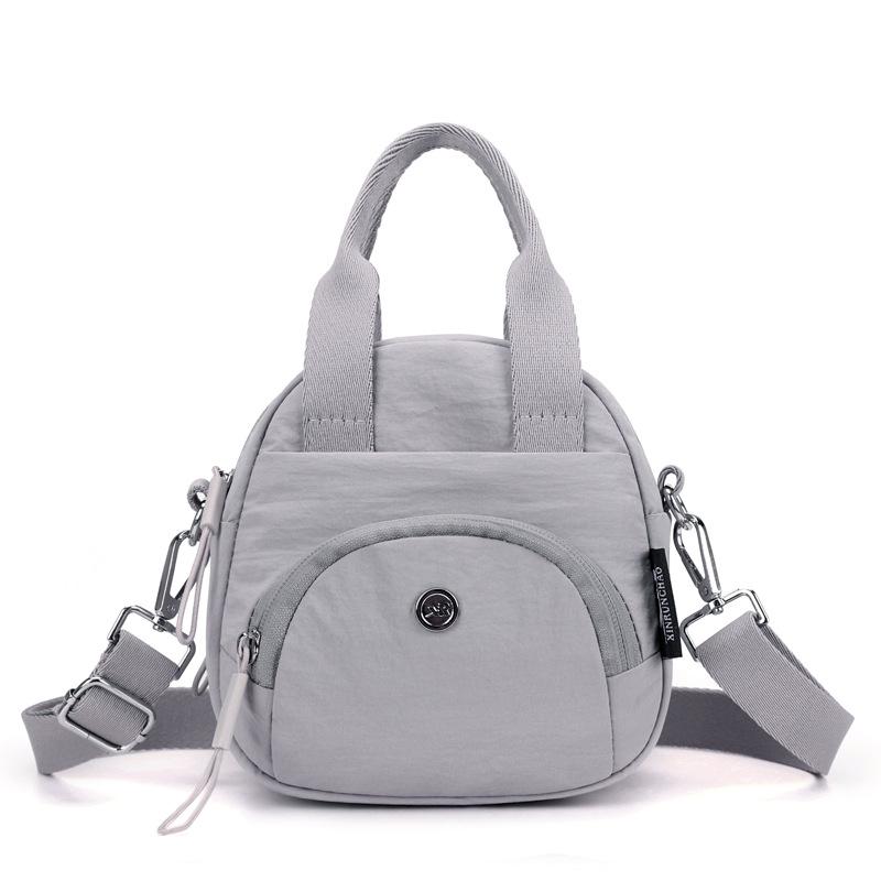 Niche casual texture small square bag 2025 autumn and winter new bag fashion trend women's shoulder messenger bag