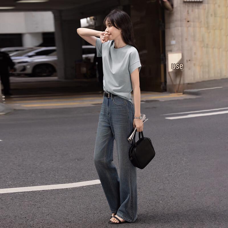 Women's Minimalist Solid Color Short Sleeve T-shirt