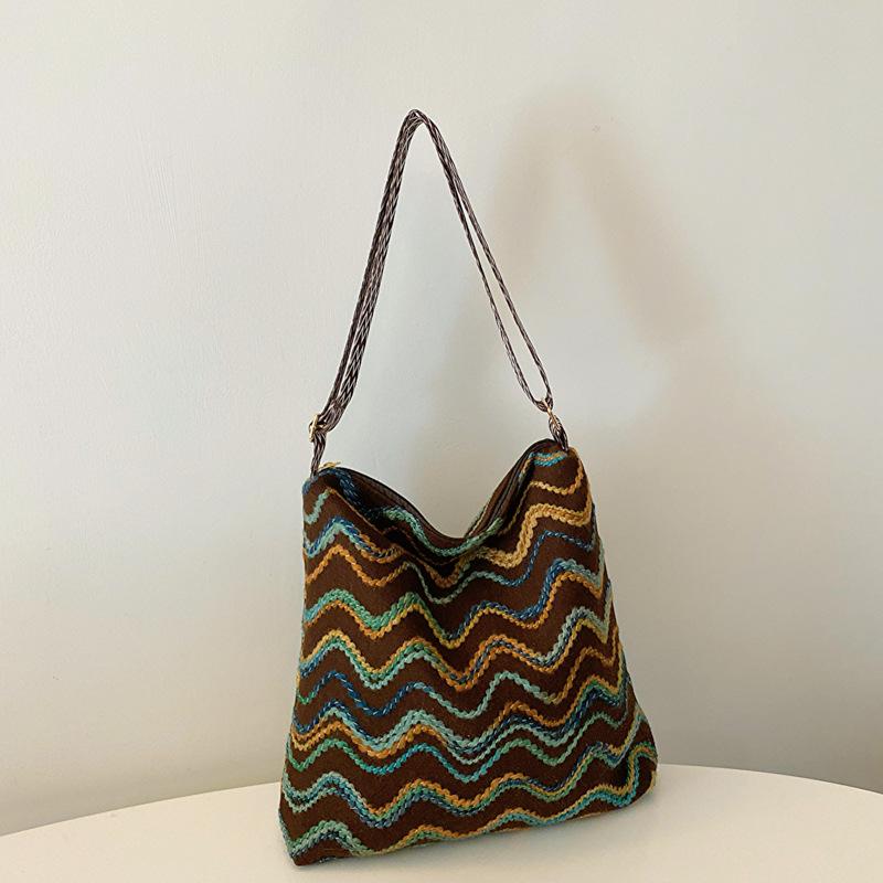 

Жіноча сумка в етнічному стилі 2024 р. Нова універсальна сумка через плече великої місткості Модна модна сумка-мессенджер