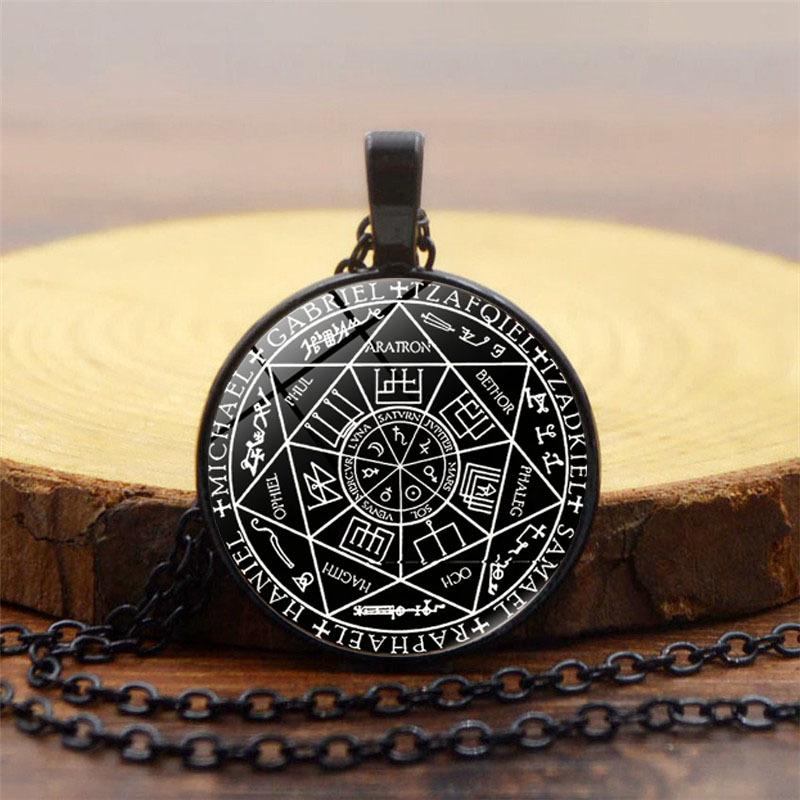 Seven Angels of Time Women's Versatile Accessories Retro Pendant Necklace