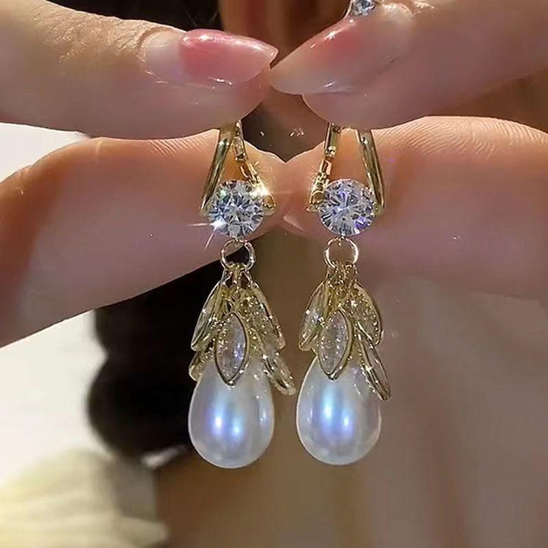 French Light Luxury Crystal Zircon Flower Drop Earrings For Women Elegant Pearl Rhinestone Tassel Earrings Wedding Jewelry Gifts