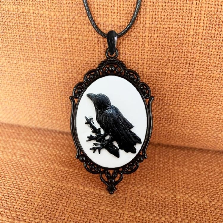 Black Bird Crow Photo Clavicle Chain Jewellery for Women Girls Rope Chain Choker