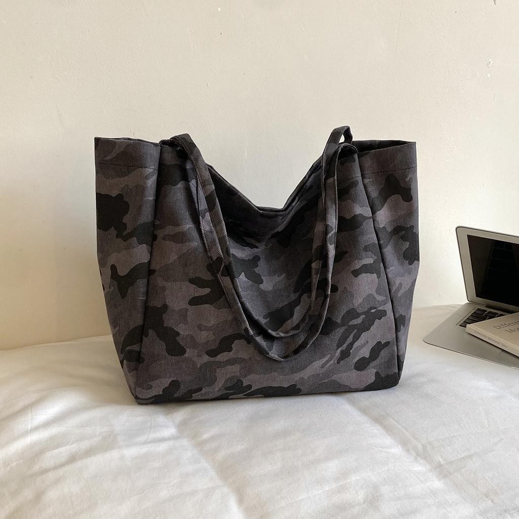 Leisure Handbag with Large Capacity, Relaxed Style, Fashionable for Commuting, Single-shoulder Bag