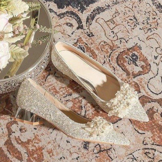 Perlenbesetzte spitze Damenpumps, Brautjungfern-Hochzeitsschuhe, können normal getragen werden, 4 cm dicke Absätze, Damen-High Heels