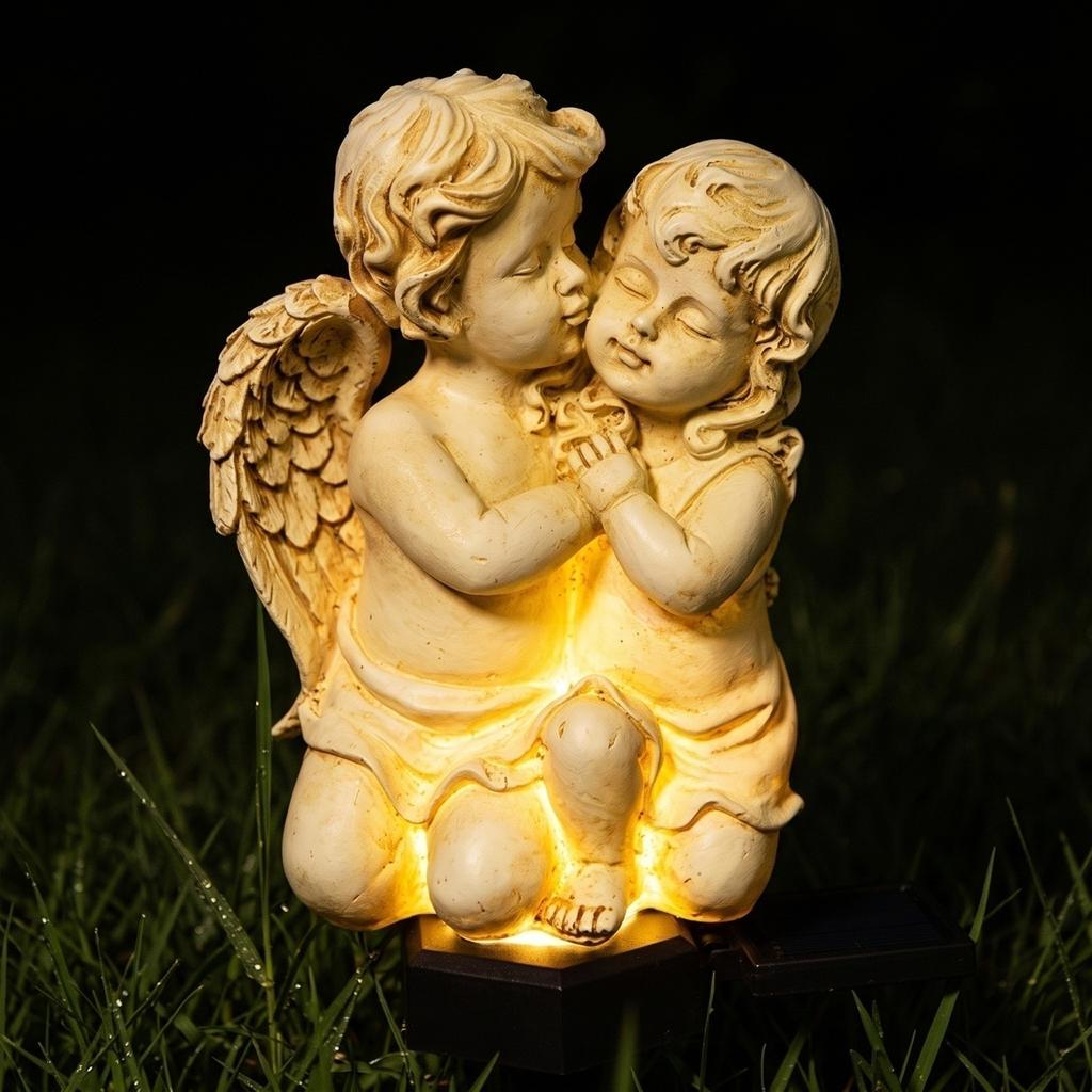 Garden Stake Lights, Resin Couple Decoration for Outdoor and Yard