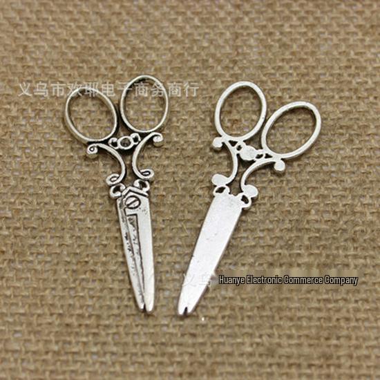 DIY Legierung Schmuck Zubehör: Großer Scherenanhänger, 60x24mm, 2 Farben