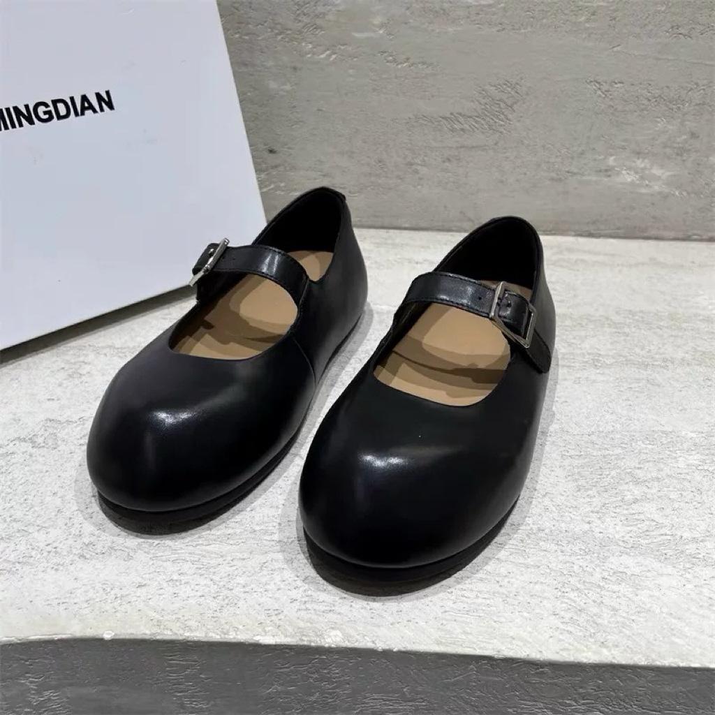 Leather Big Head One-word Buckle with Mary Jane Shoes Women's 2025 Spring New Versatile Round Head Shallow Mouth Flat Shoes Single Shoes