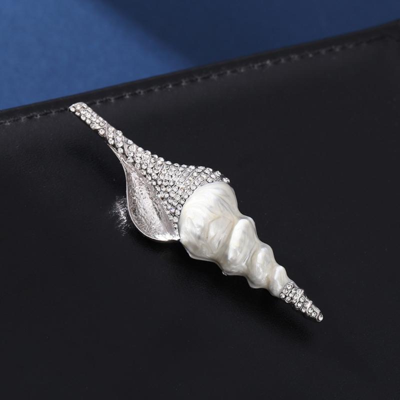 Creative Conch Brooch Pin Fashion Animal Theme Rhinestones Embellishment Stylish Outfit Enhancer For Daily Wear
