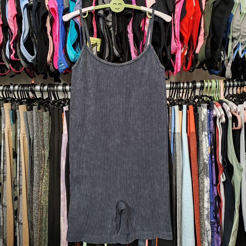 

Экспорт Комбинезон Спорт Фитнес Облегающий Высокоэластичный Потертый Поддевочный Быстросохнущий Бег Короткие шорты Жилет Одежда для йоги Black L