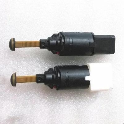 Brake Light Switch for Dongfeng S30 H30 CROSS 1.6L 1.5L Brake Light Switch
