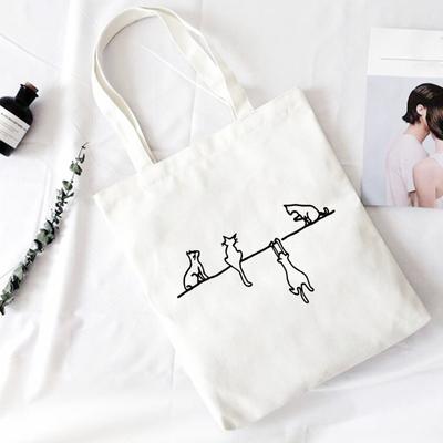 Dört Sevimli Kedi Baskı Crossbody Çanta Büyük Kapasiteli Harajuku Omuz Kanvas Çanta Rahat Eğlenceli Çanta Ulzzang Yeni Kadın Çantası Çanta