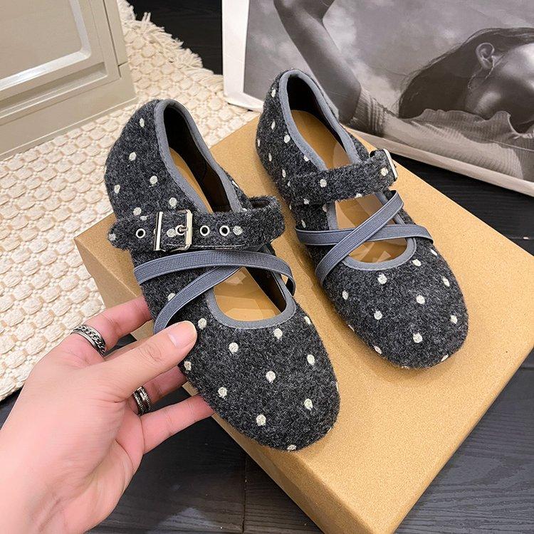 French Retro Polka Dot Mary Jane Shoes Women's Autumn New French Flat-bottomed Shallow Mouth Strap Ballet Shoes