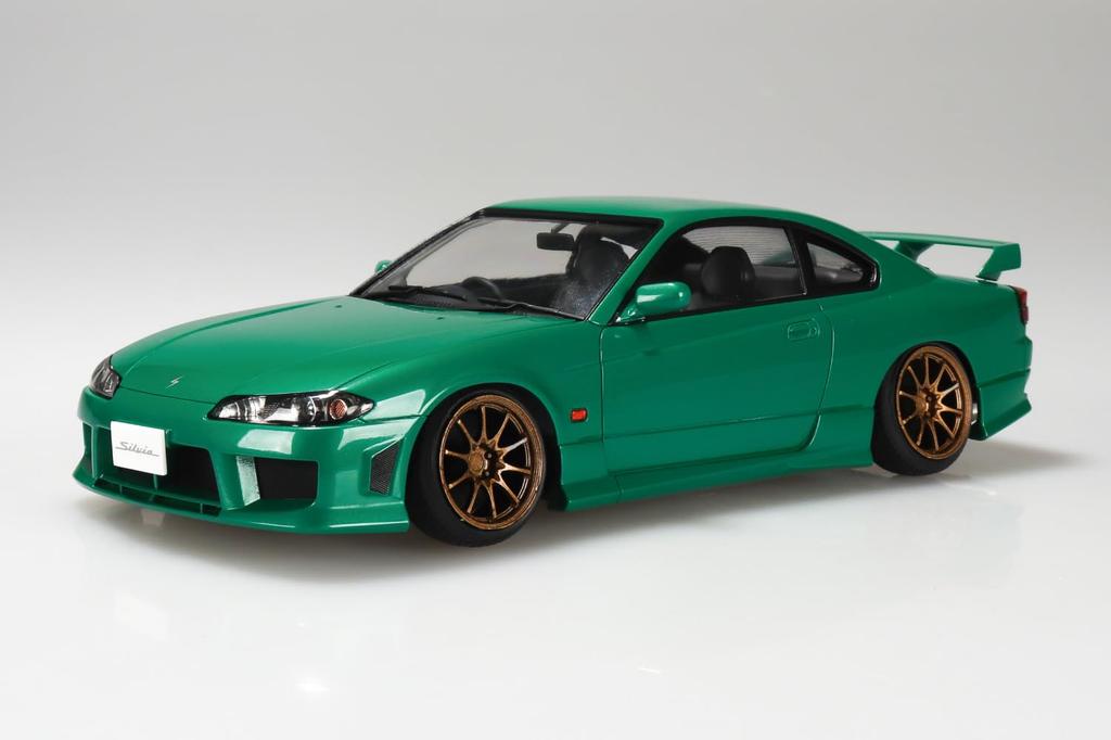 Aoshima Bunka Kyozai The Tuned Car 105 S15 Silvia Air Suspension Custom Plastic Model Kit Co., Ltd. (AOSHIMA) No. 1/24 '99 (Nissan)