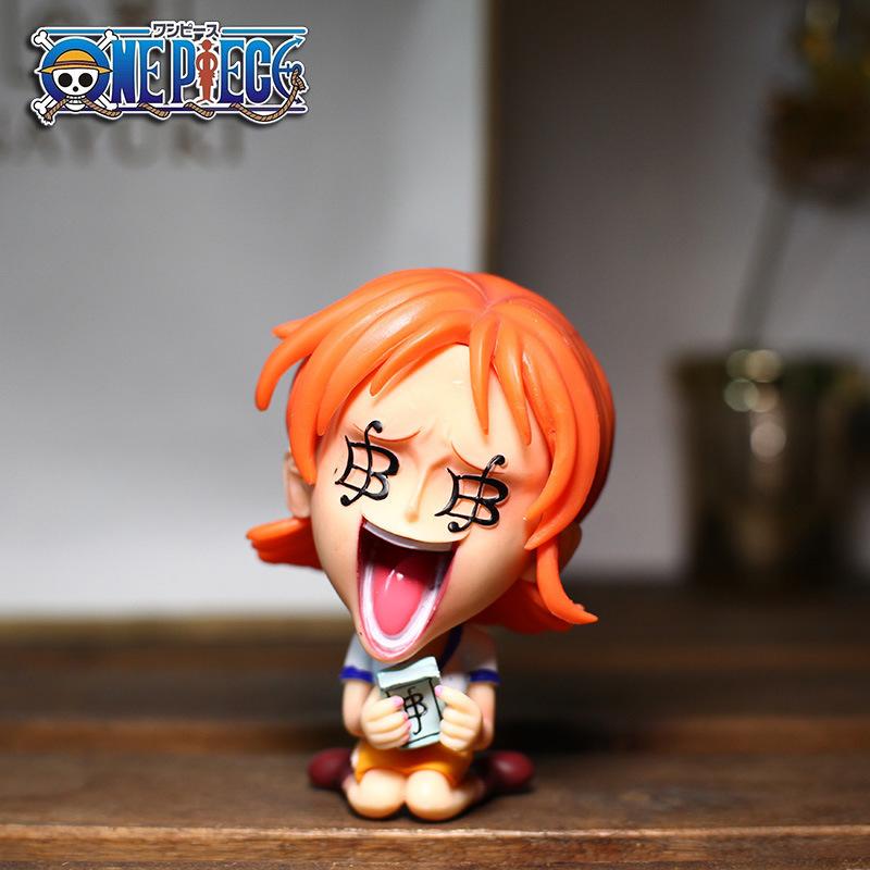 Anime One Piece Figurka Akcji Świąteczna 8-10 cm PVC Luffy Roronoa Zoro Urocze Ozdoby Wersja Q Dekoracja Samochodu Model Kolekcjonerski