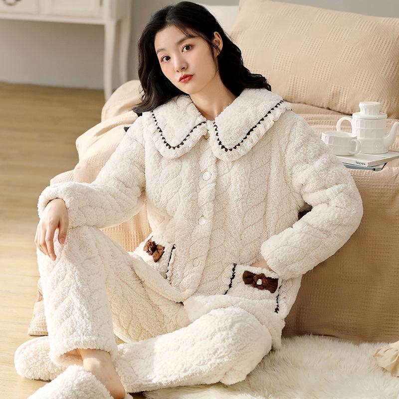 Coral Velvet Quilted Pajamas Women's Winter Three Layer Thick and Fleece Home Wear Women's Winter Flannel Thermal Set