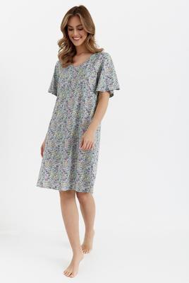 Roupas para usar em casa e dormir – Camisas curtas, roupões e camisas de noite