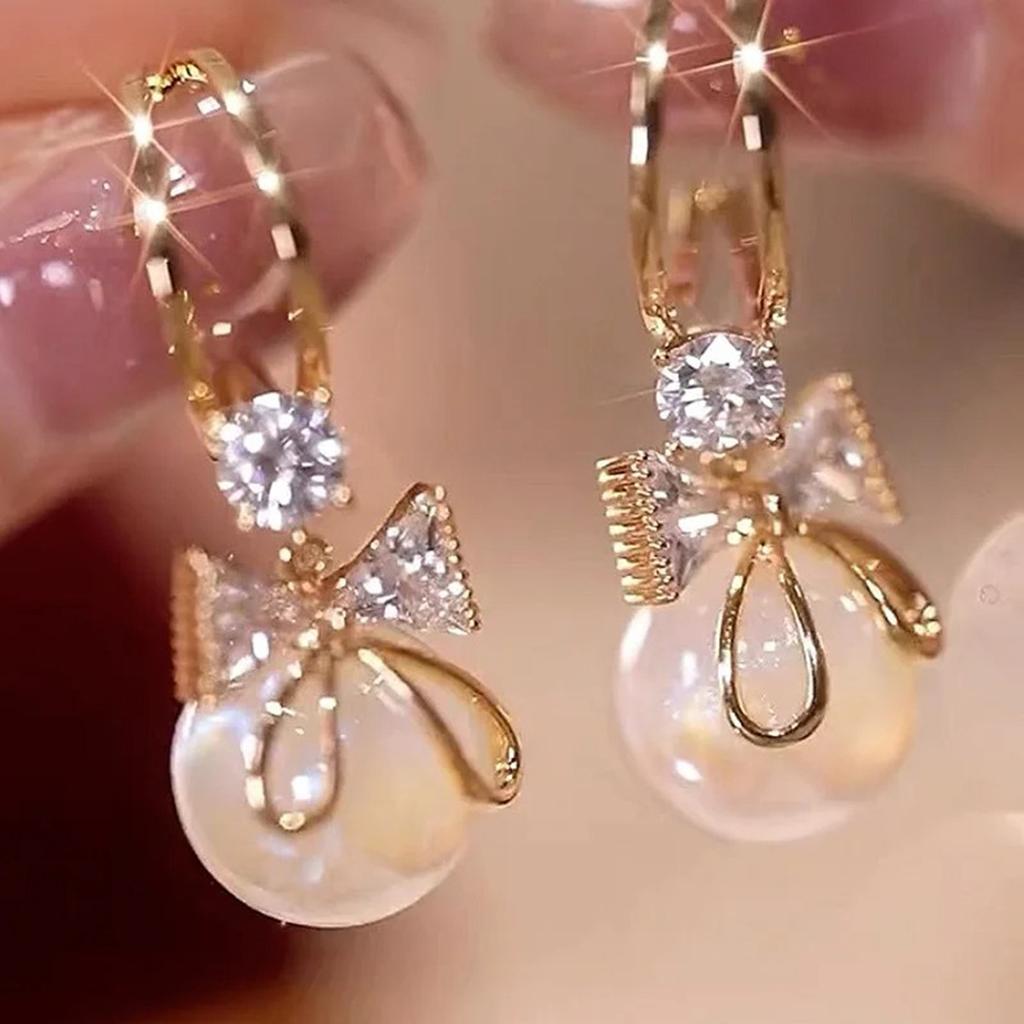 1 Pair Women's Sparkling Crystal Pendant Earrings Bow Shaped Design Gold Natural Zircon Pendant Elegant Fashionable Earrings