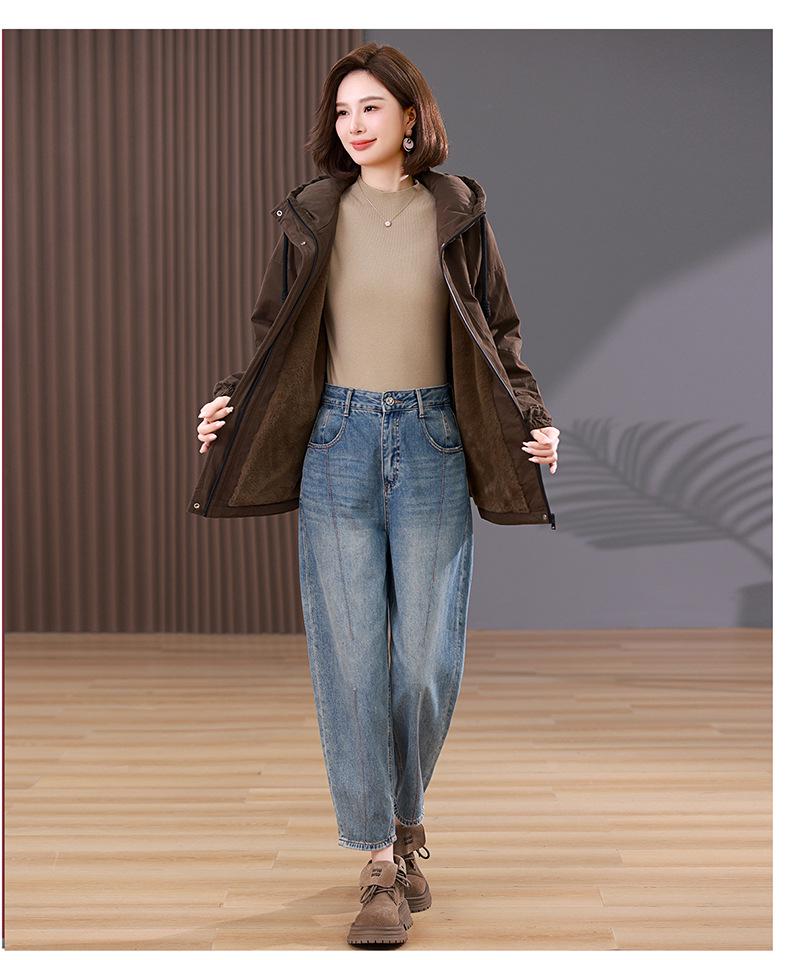 Women's Fleece-Lined Hooded Parka - New Winter Style, Warm & Casual for Middle-Aged Moms