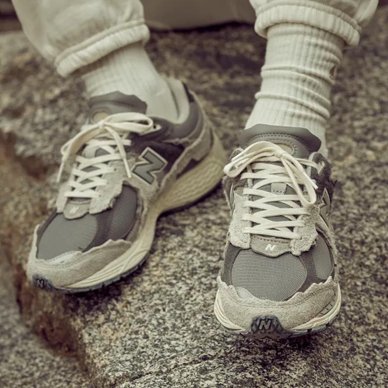 New Balance 2002R 'Protection Pack Grey' Sneakers Sneakers M2002RDA