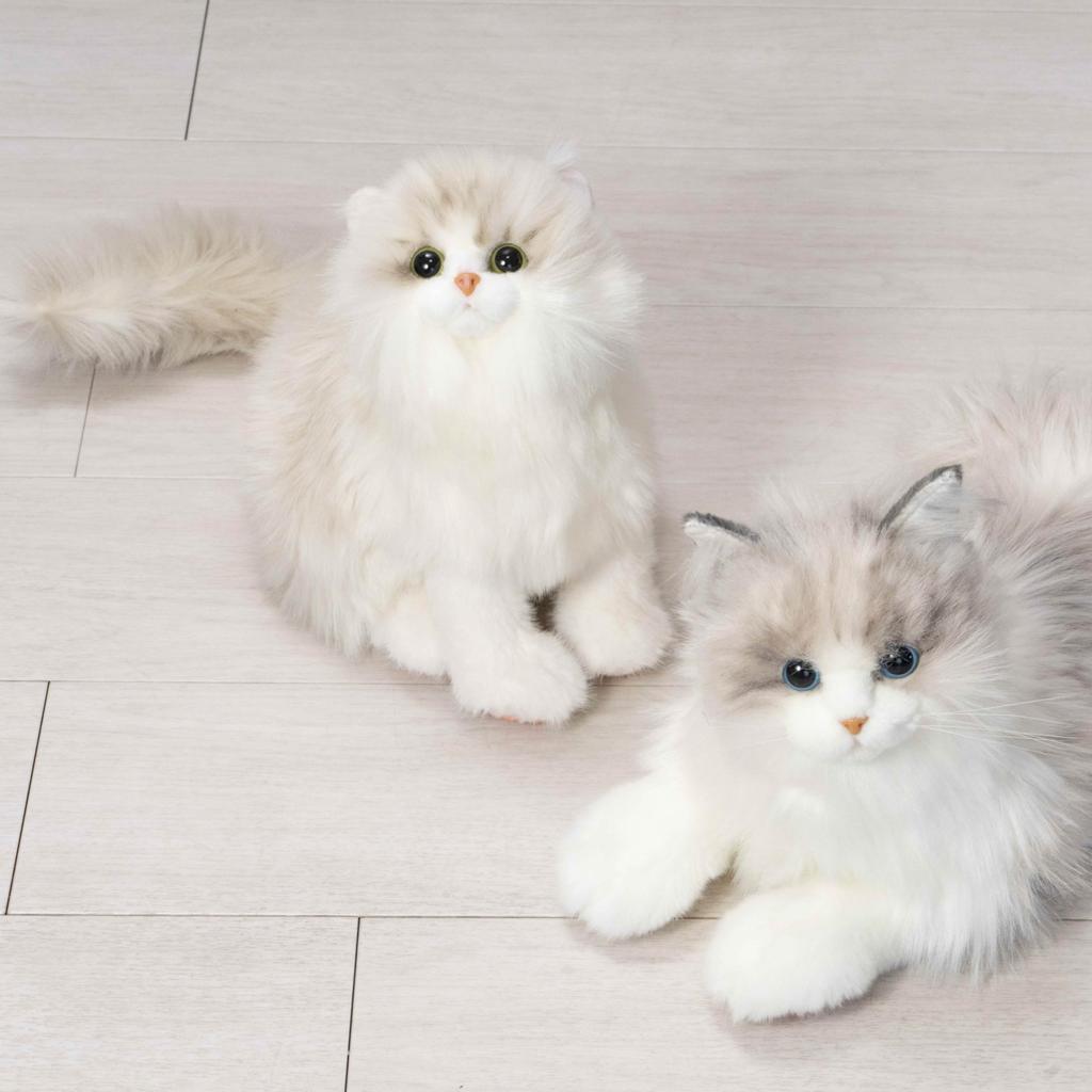 Trendmaster Petting Cat Kitten Ragdoll (Long-haired, white with brown face) [Petting Toy that meows when petted] Realistic Communication Robot