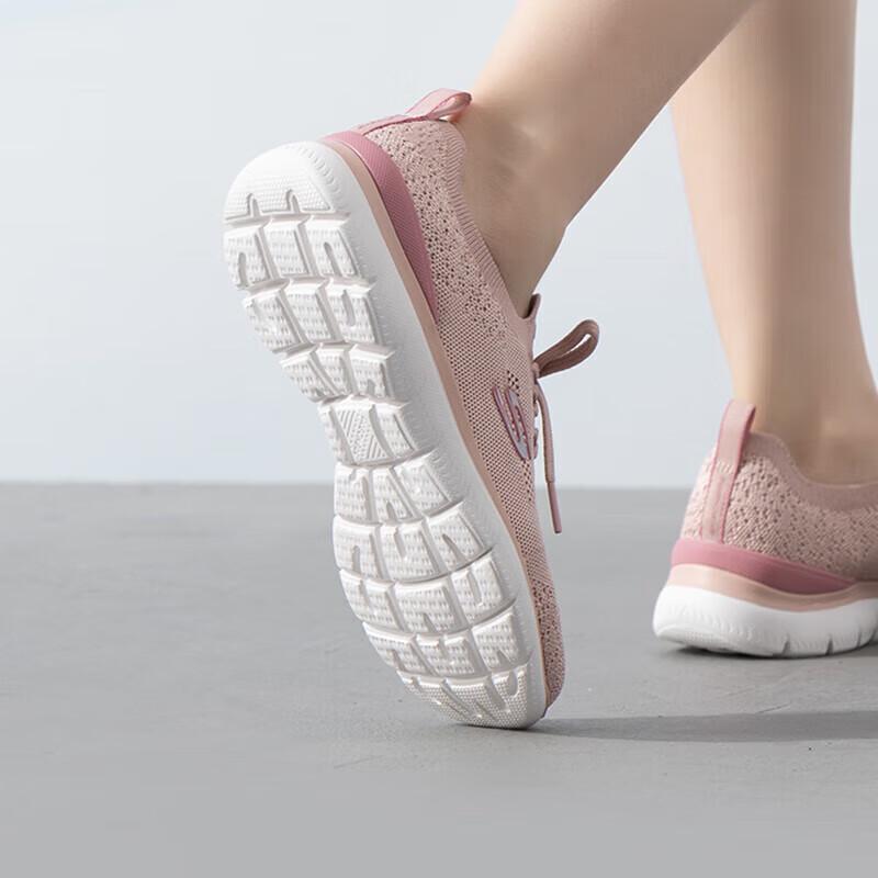 Skechers Women's Lightweight Low-Top Sneaker 150122