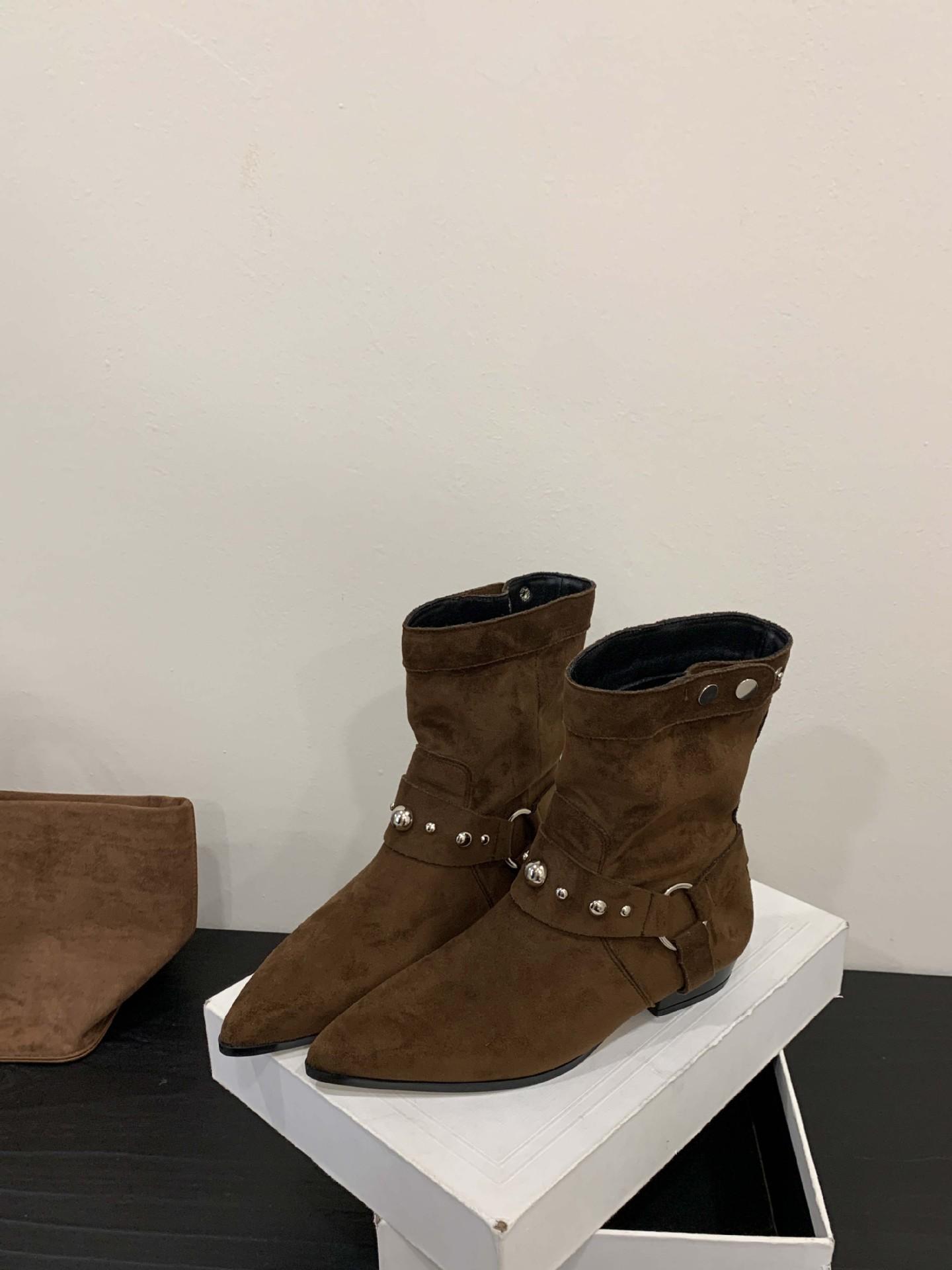 

Vintage Martin boots women s 2025 new British style rivet western cowboy boots wide tube boots pointed flat bottom short boots 40 коричневый