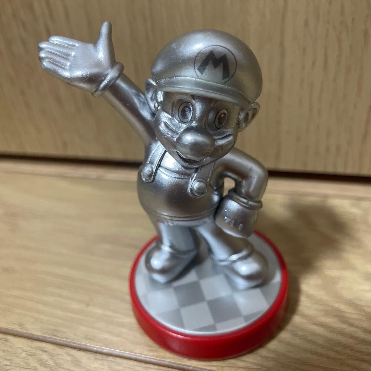Б/у amiibo Марио Серия Super Mario Серебряная фигурка Nintendo