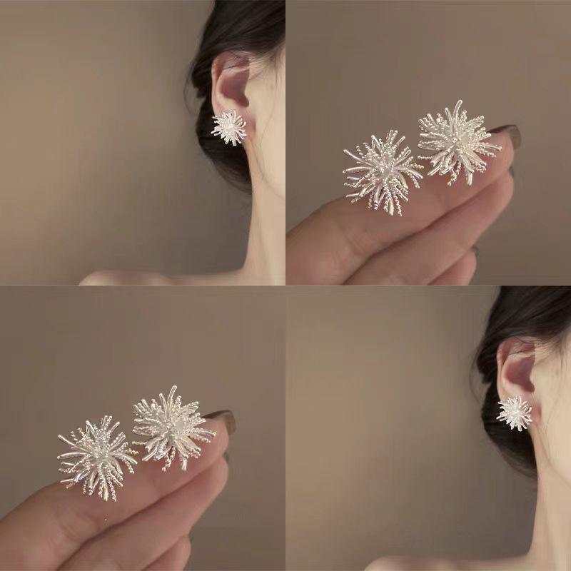 Zircon Metal Studs & Pearl Bow Earrings - High-End, Versatile Statement