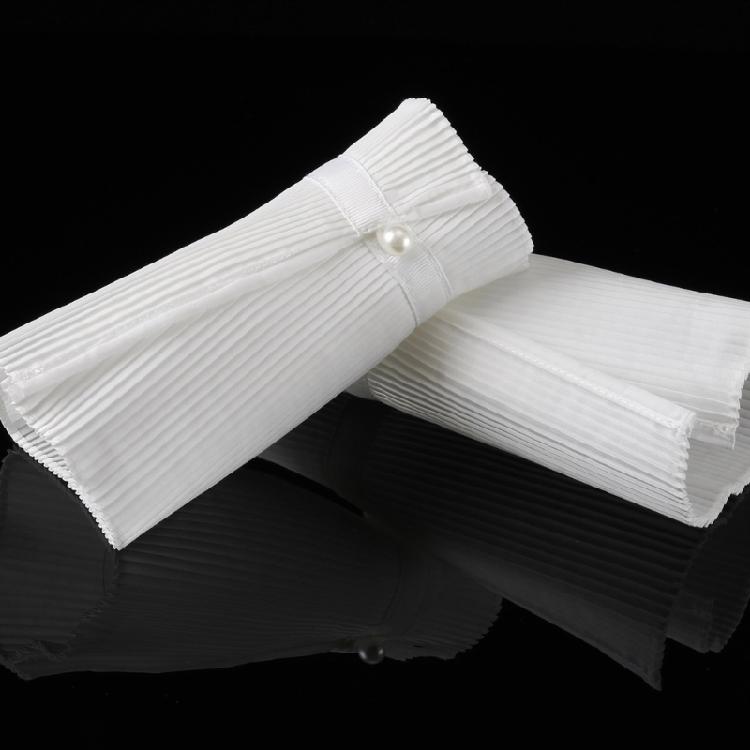 Victorian Ruffled Neck Cuff False Collar and Faux Wrist Cuffs Set for Halloween Costumes and Historical Role Play Event