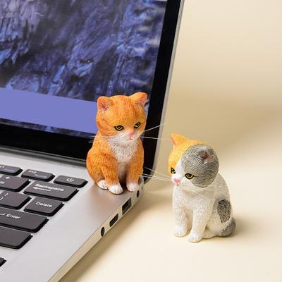 Cat Ornament Resin Statue Handmade Realistic Cat Figurine Home Office Desktop Living Room Decoration