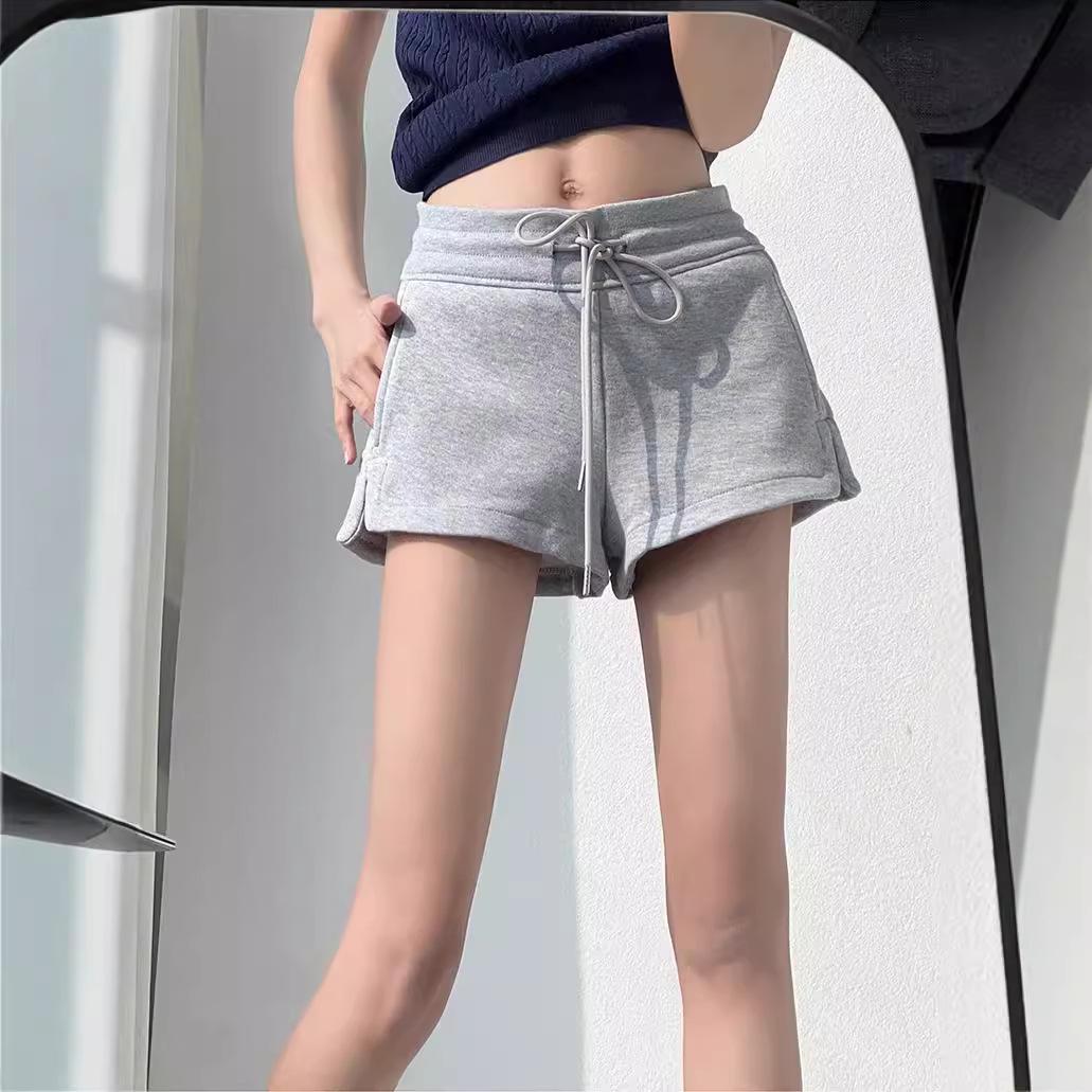 

High-Waisted Autumn Street Style Slit Shorts with Drawstring M сірий колір